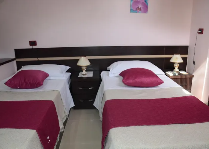 Jolly Center Hotell Tirana