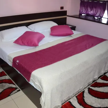 Jolly Center Hotel