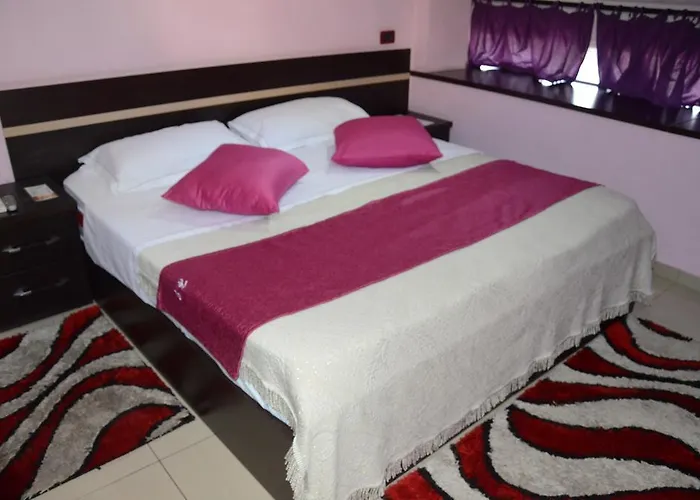 Jolly Center Hotel