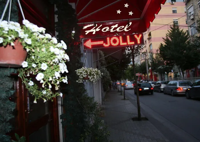 Jolly Center 3*